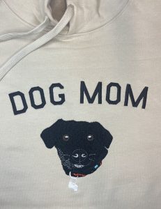 Haftowana bluza Dog Mom z Twoim zdjęciem photo review